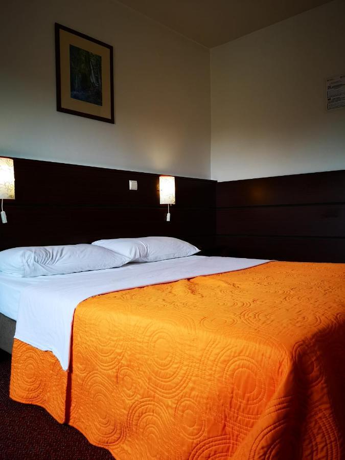 Motel Plitvice Zagreb Eksteriør bilde